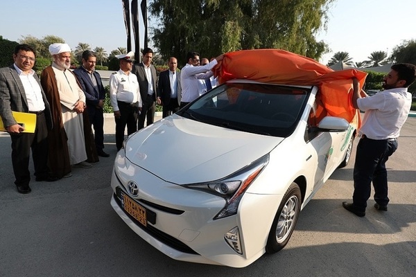 	 رونمایی از تاکسی های هیبریدی و برقی در کیش