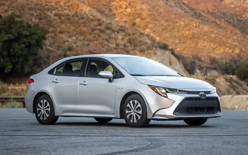 کرولا هیبرید سایپا با قیمتی زیر 2 میلیارد تومان رقبای خود را به چالش کشید