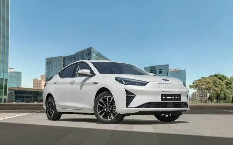 آغاز فروش KMC EJ7 پلاس برقی کرمان موتور- مرداد 1404