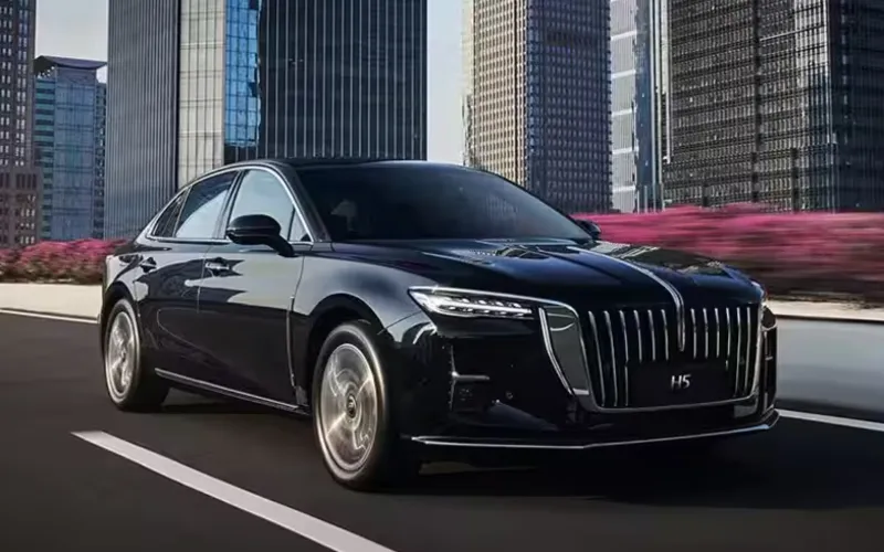 قیمت امروز خودروها؛ پژو، دنا و لاماری چند؟- 11 مرداد 1404