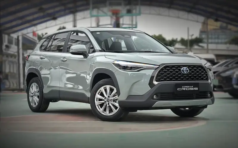 اعلام قیمت نهایی تویوتا کرولا کراس الماس خودرو نامی- مرداد 1404