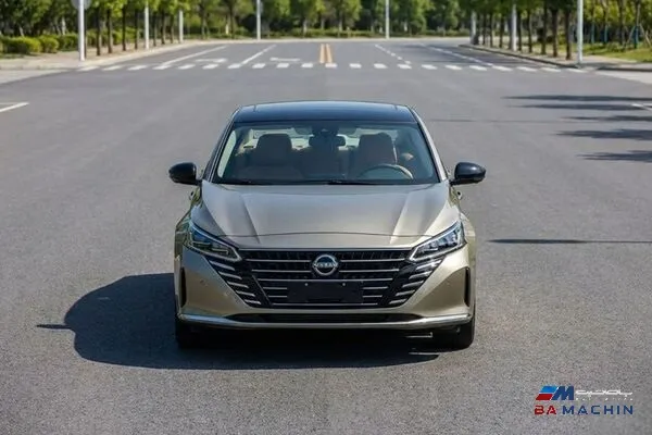 نمای جلوی نیسان آلتیما وارداتی 2024 نمای جلوی نیسان آلتیما وارداتی 2024