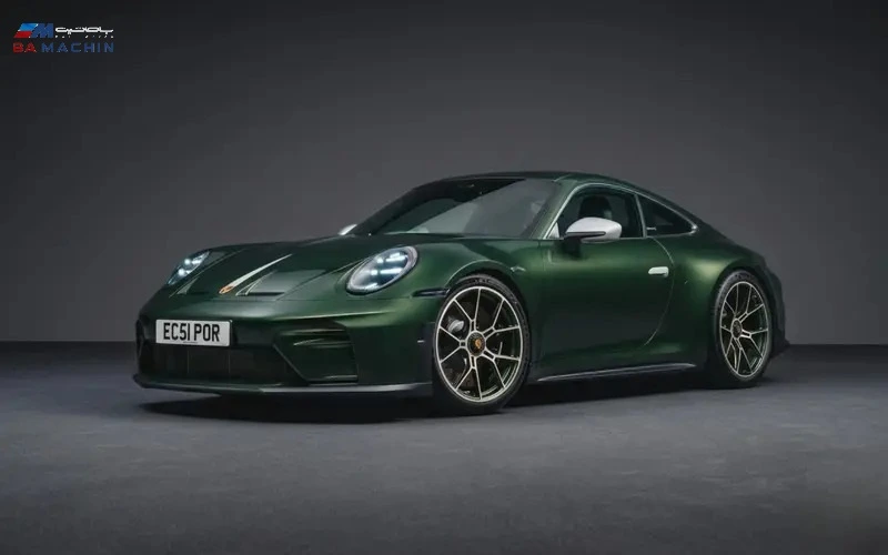 پورشه ۹۱۱ GT3 Touring Earls Court ۵۱ رونمایی شد؛ ادای احترام به افسانه ۷۵ ساله